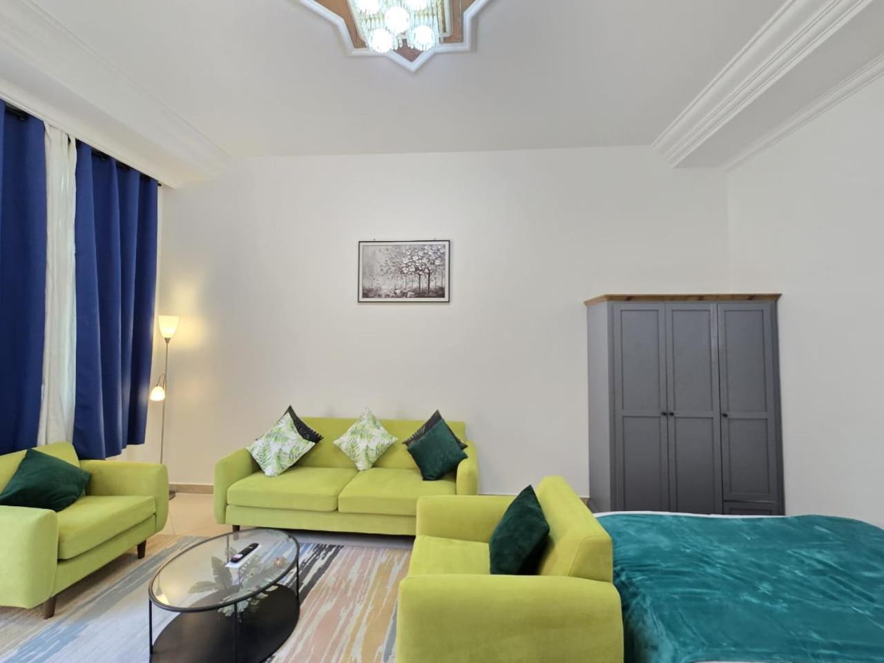 Fully Furnished On Ground Floor Appartement Abou Dabi