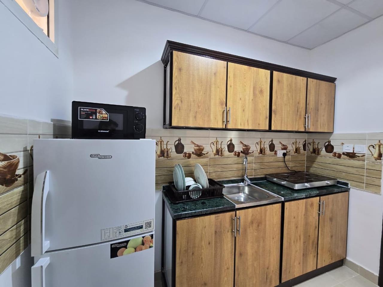 Fully Furnished On Ground Floor Appartement *